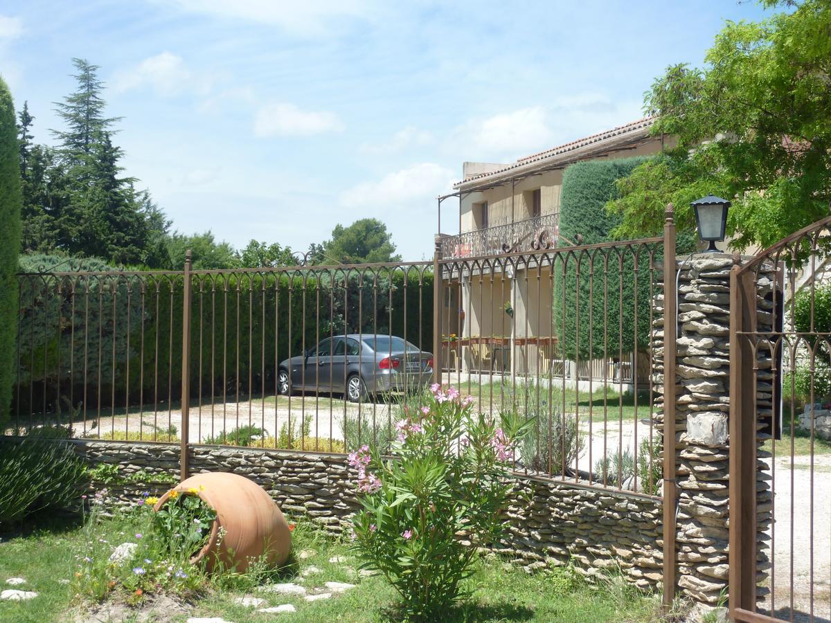 Hotel Font De Lauro Saumane-de-Vaucluse Zewnętrze zdjęcie