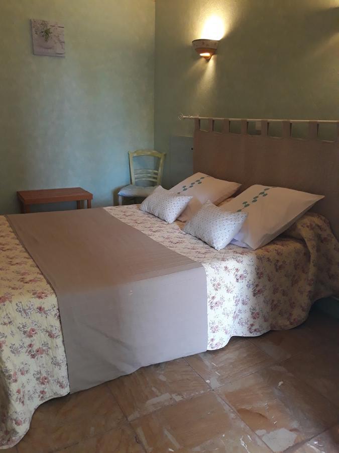 Hotel Font De Lauro Saumane-de-Vaucluse Zewnętrze zdjęcie