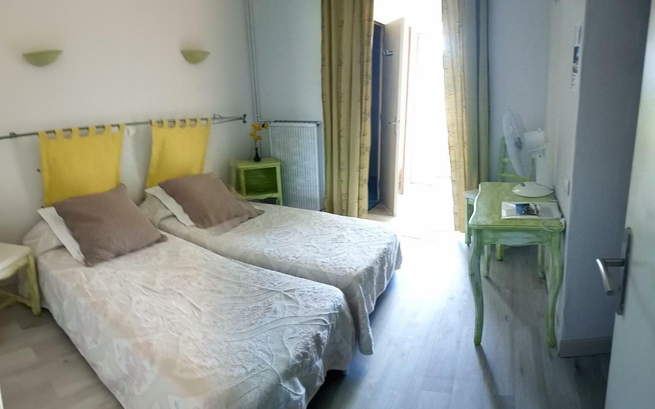 Hotel Font De Lauro Saumane-de-Vaucluse Zewnętrze zdjęcie